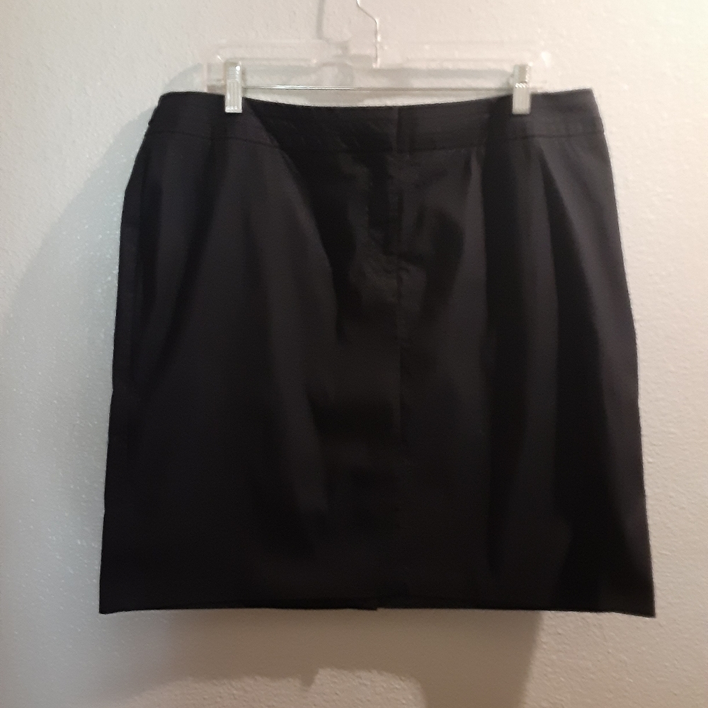 New York & Co stretch black skirt